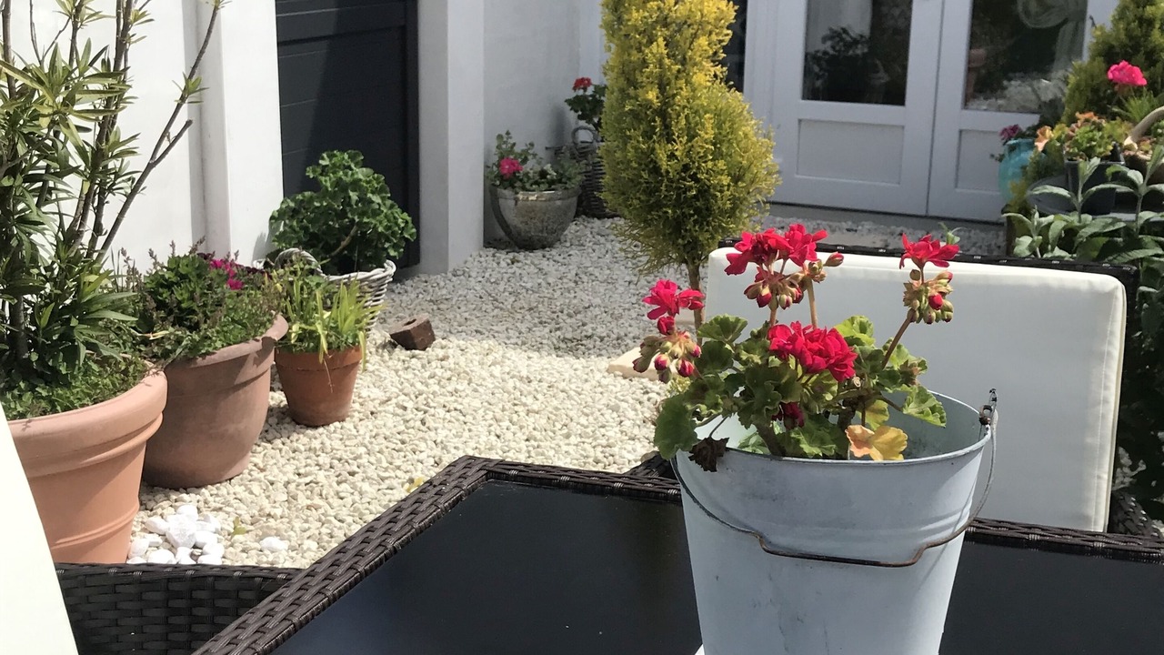 Photo of Patio Balcony in La Chapelle-Themer