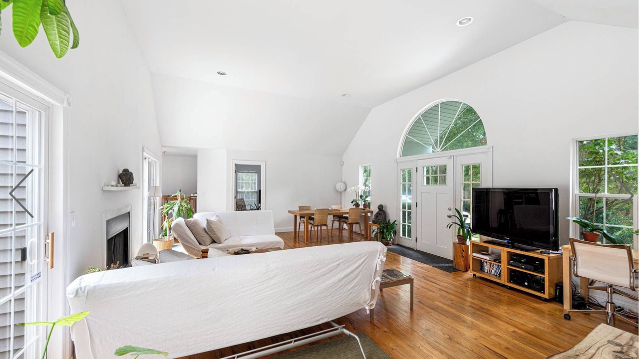 Photo of Bedroom in East Quogue