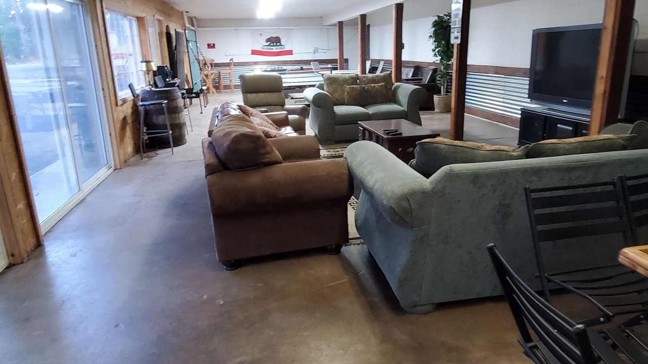 Photo of Others in Arnold