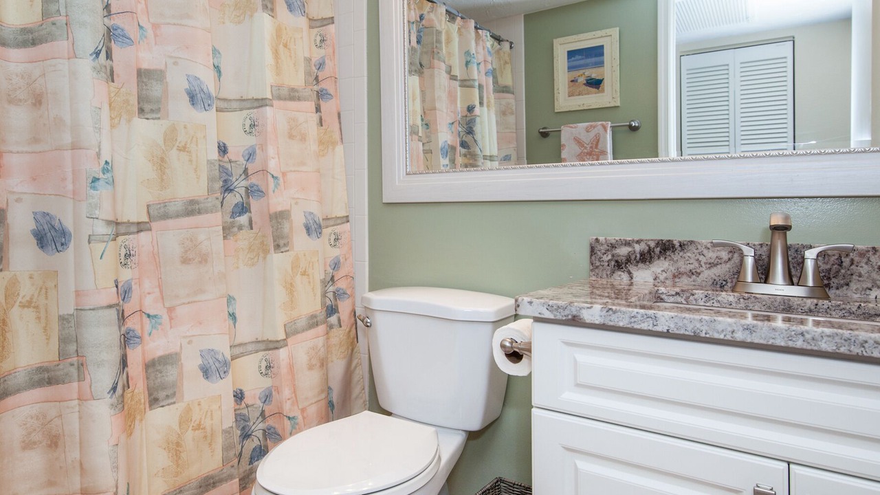Photo of Bathroom in Plantation