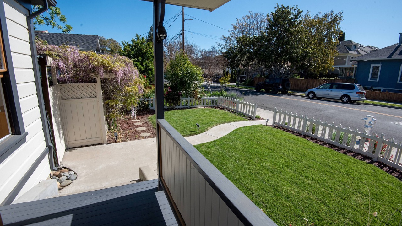 Photo of Outdoor in Old Mountain View
