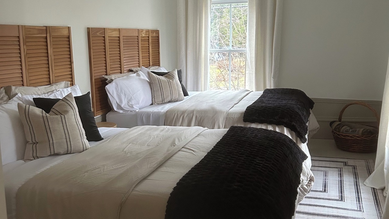 Photo of Bedroom in Barnston-Ouest