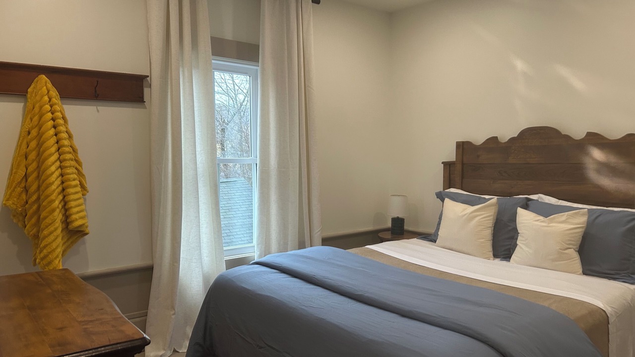 Photo of Bedroom in Barnston-Ouest