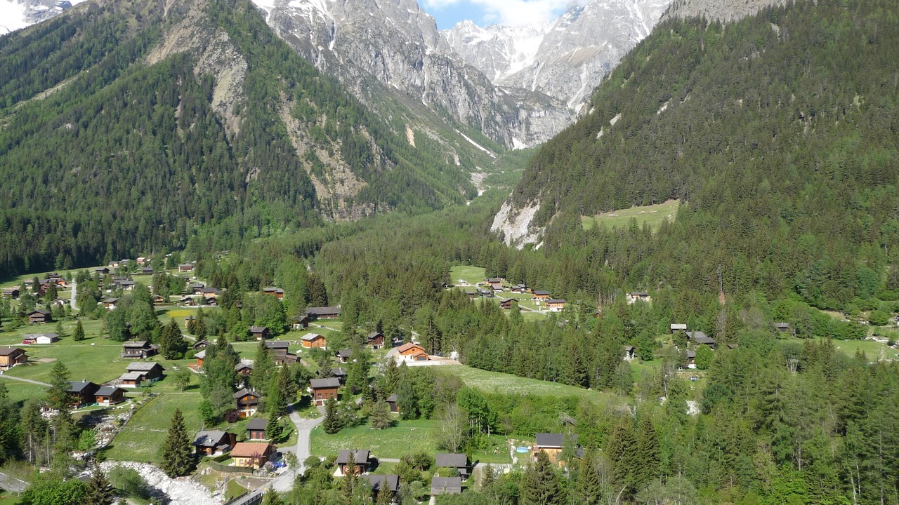 Photo of Others in Saleinaz