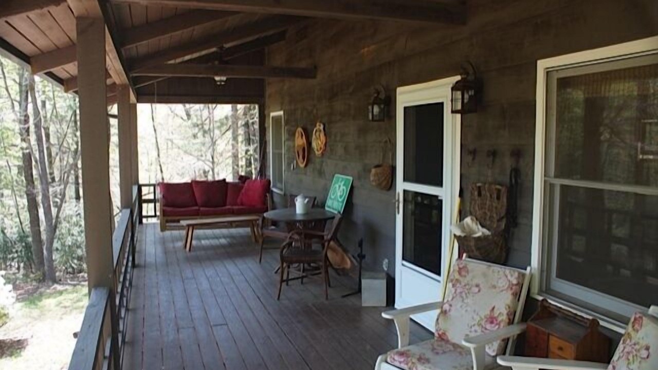 Photo of Outdoor in Hendersonville