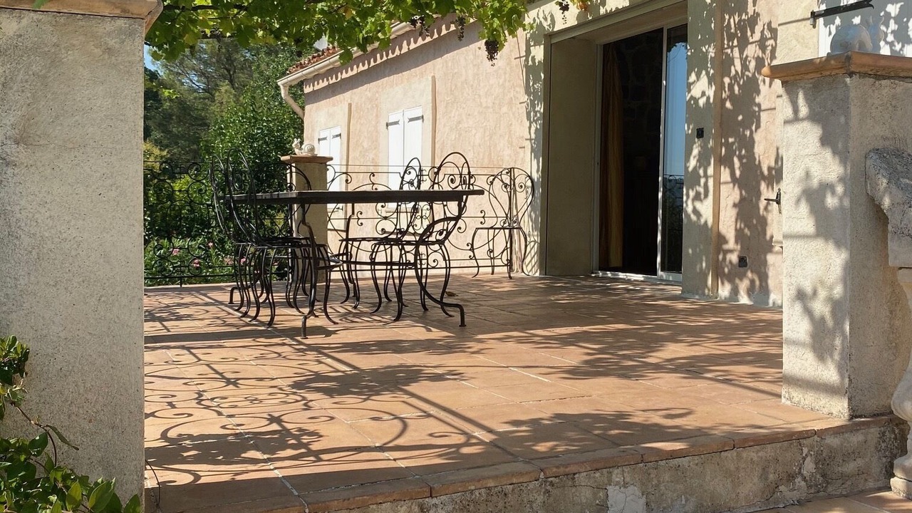 Photo of Patio Balcony in Villecroze