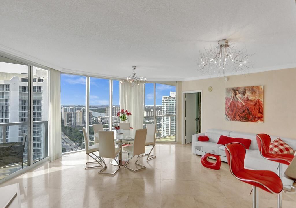 Photo of Livingroom in Sunny Isles Beach