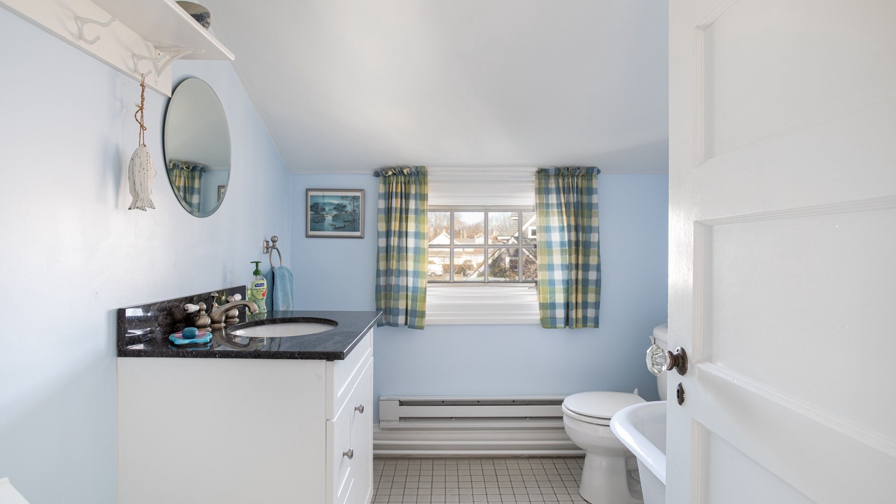 Photo of Bathroom in Jamestown