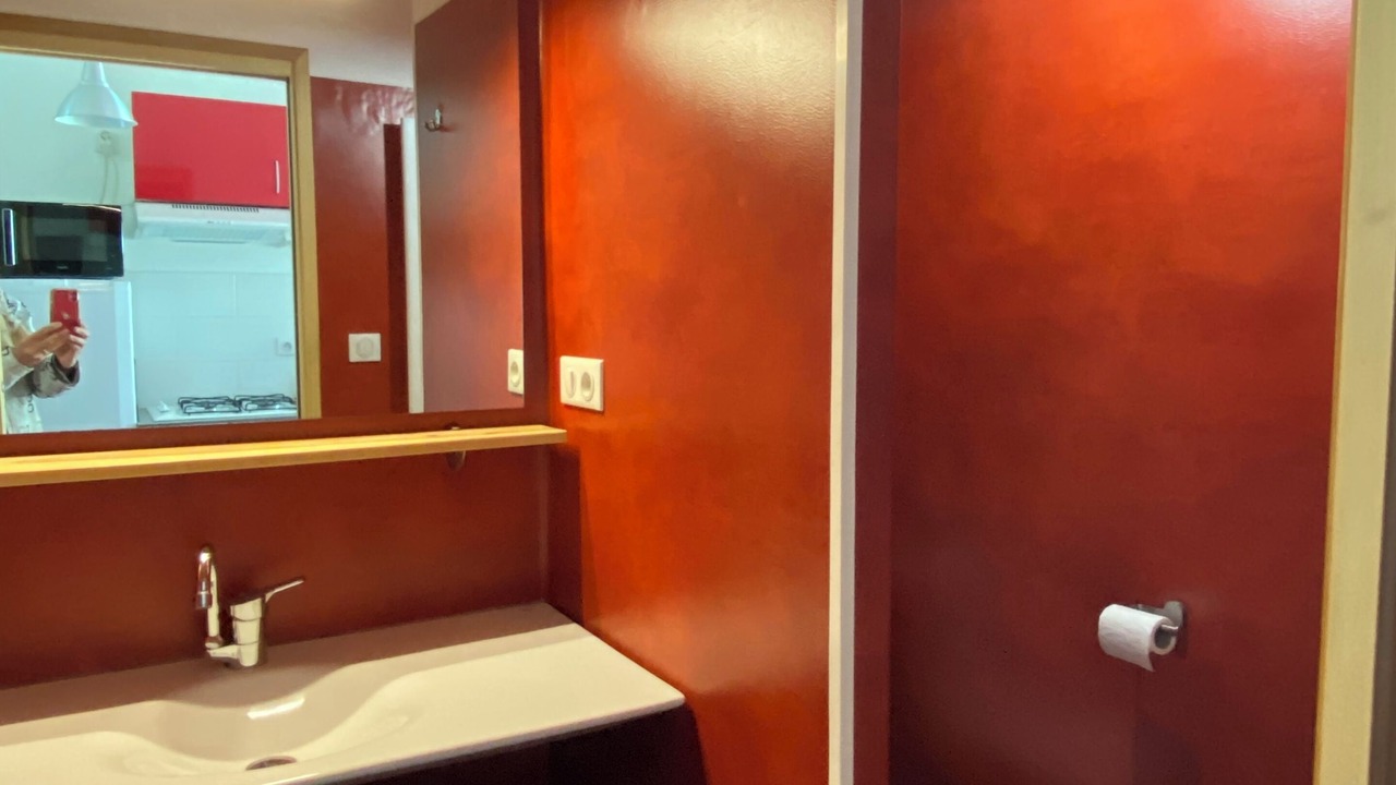 Photo of Bathroom in Lachapelle-Graillouse