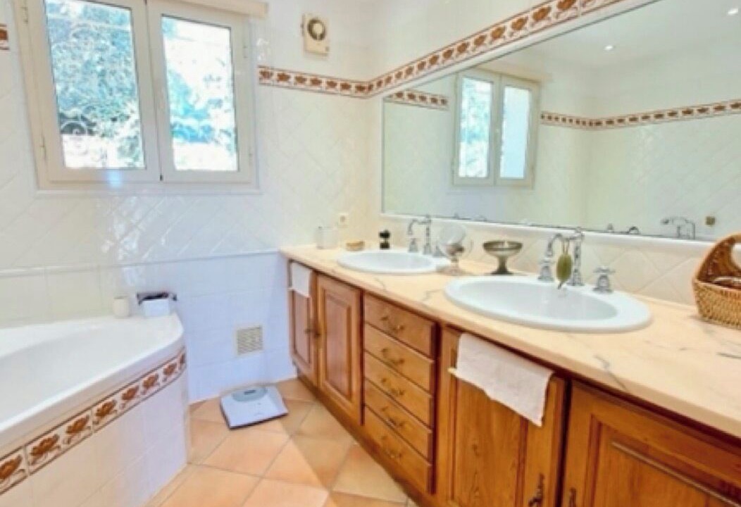 Photo of Bathroom in Porto-Vecchio