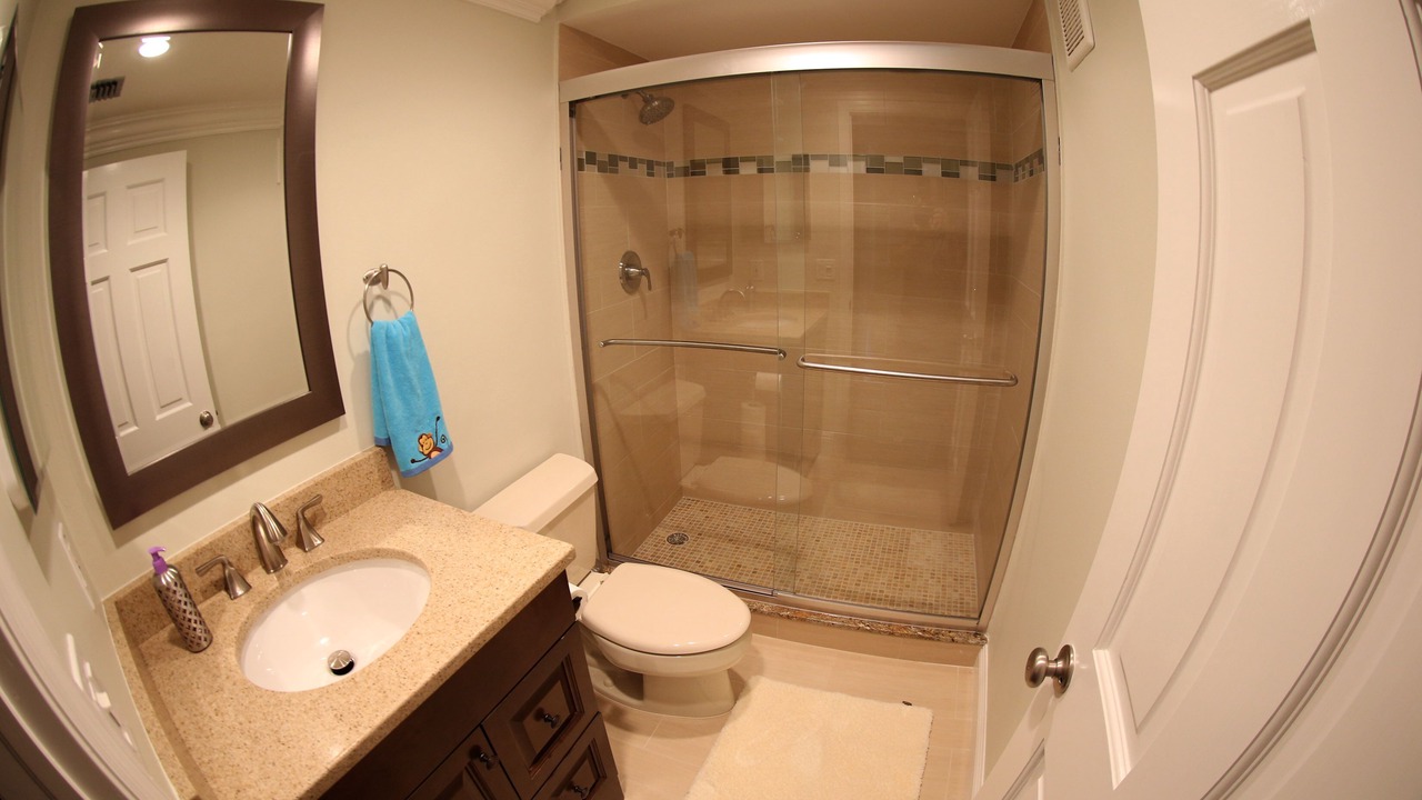 Photo of Bathroom in Hunt Club