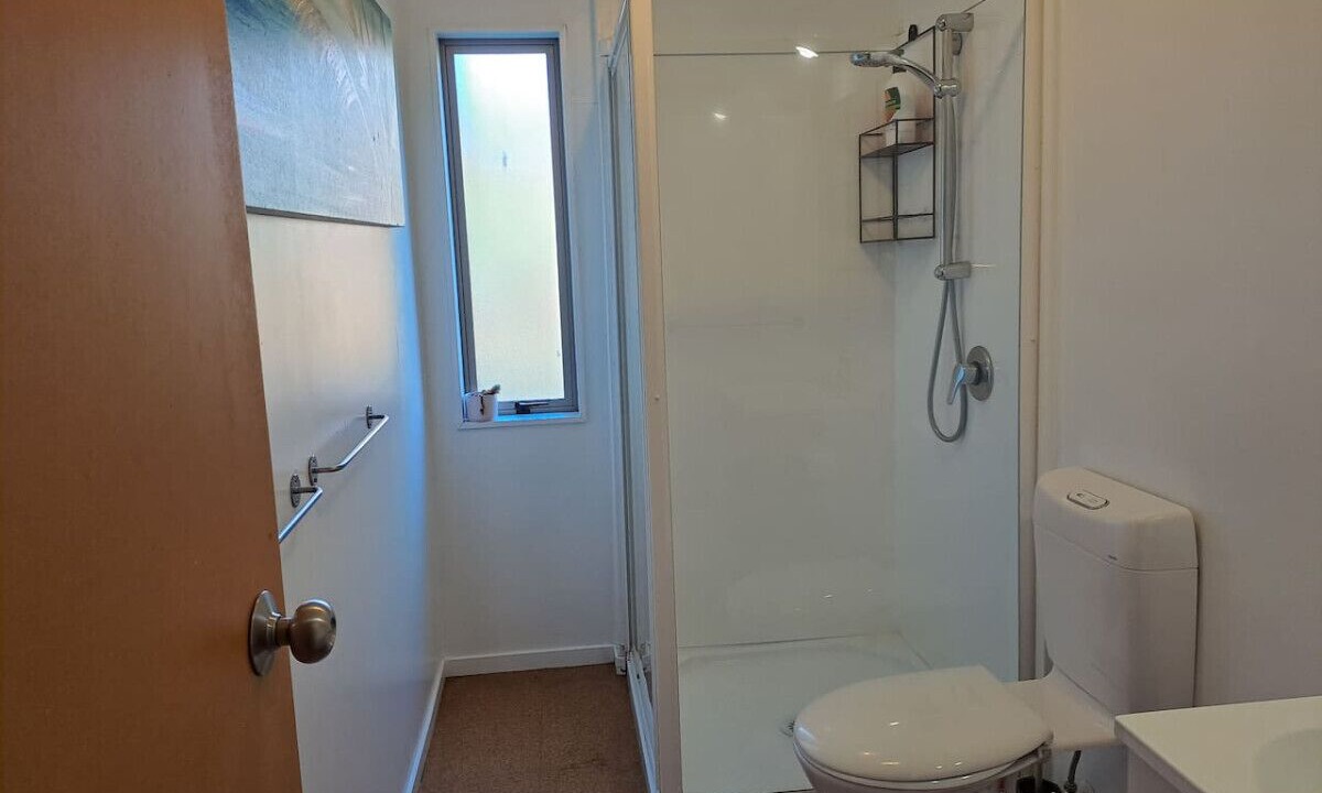 Photo of Bathroom in Acacia Bay