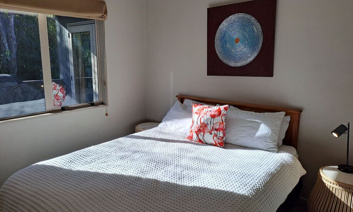 Photo of Bedroom in Acacia Bay