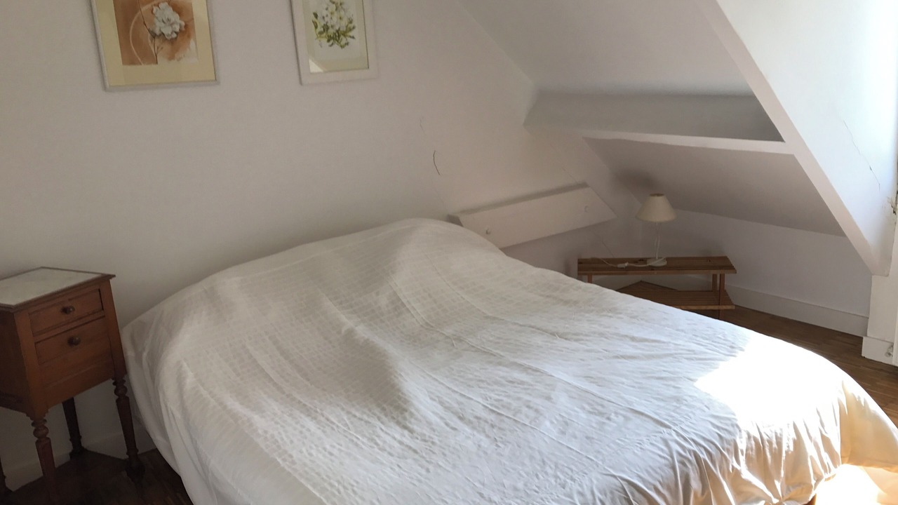 Photo of Bedroom in Magny-en-Vexin