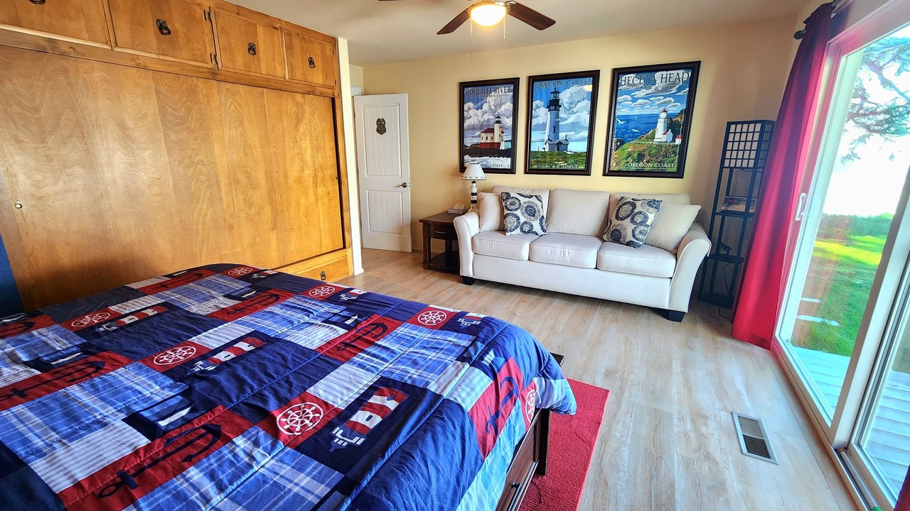 Photo of Bedroom in Harbor