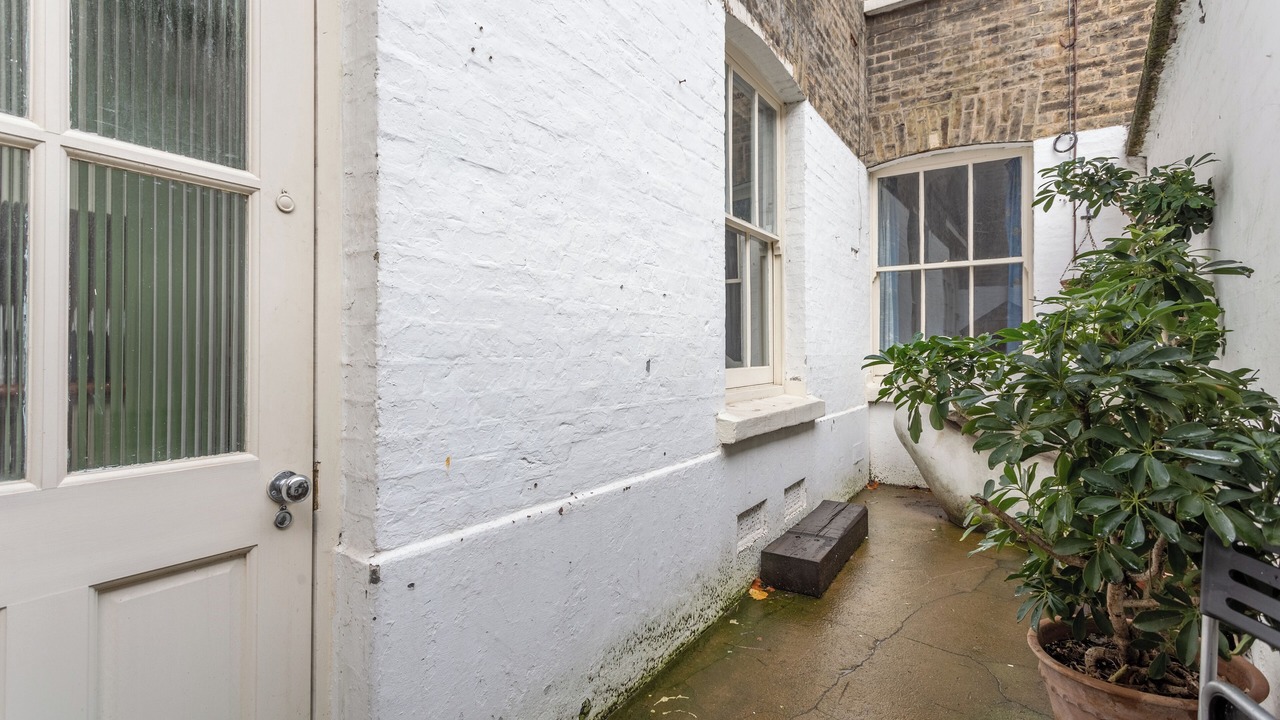 Photo of Outdoor in Walworth