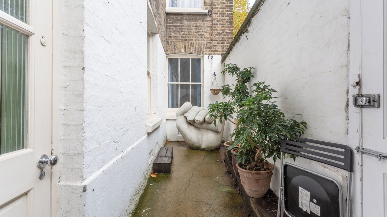 Photo of Outdoor in Walworth