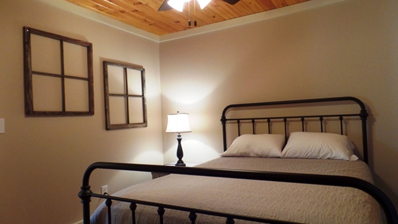 Photo of Bedroom in Jacksons' Gap