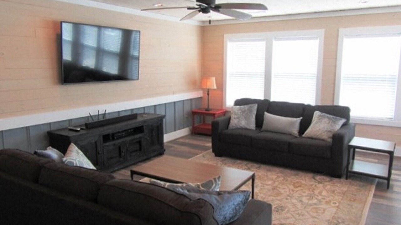 Photo of Livingroom in Jacksons' Gap