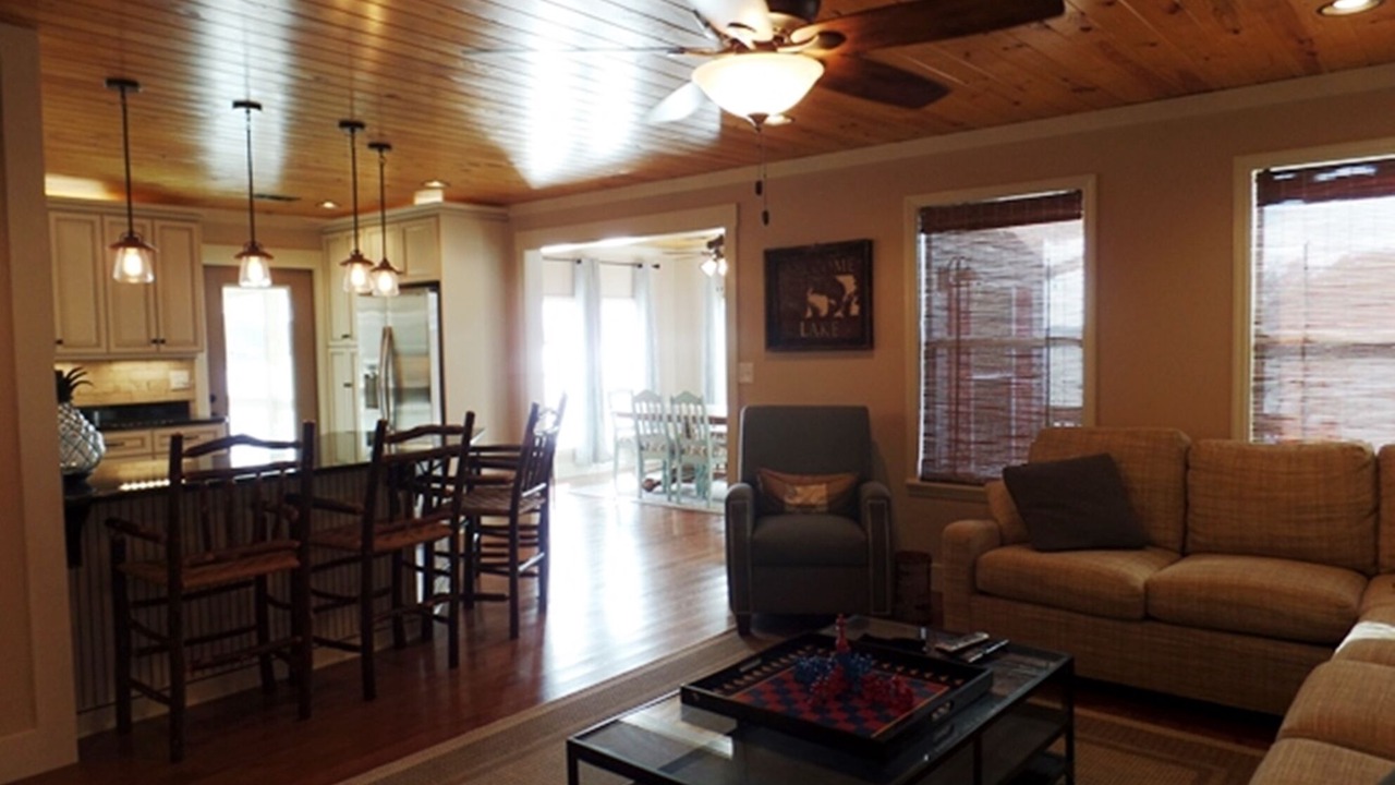 Photo of Livingroom in Jacksons' Gap