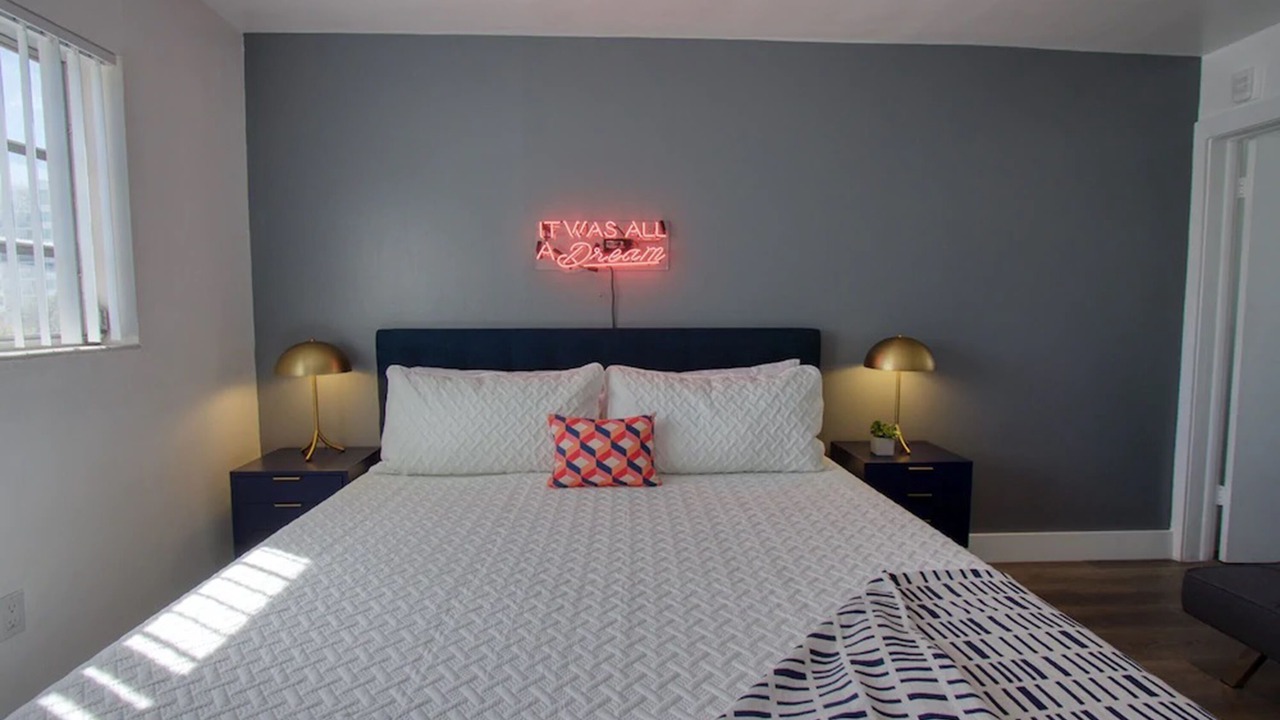 Photo of Bedroom in Midtown