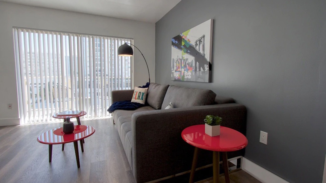 Photo of Livingroom in Midtown