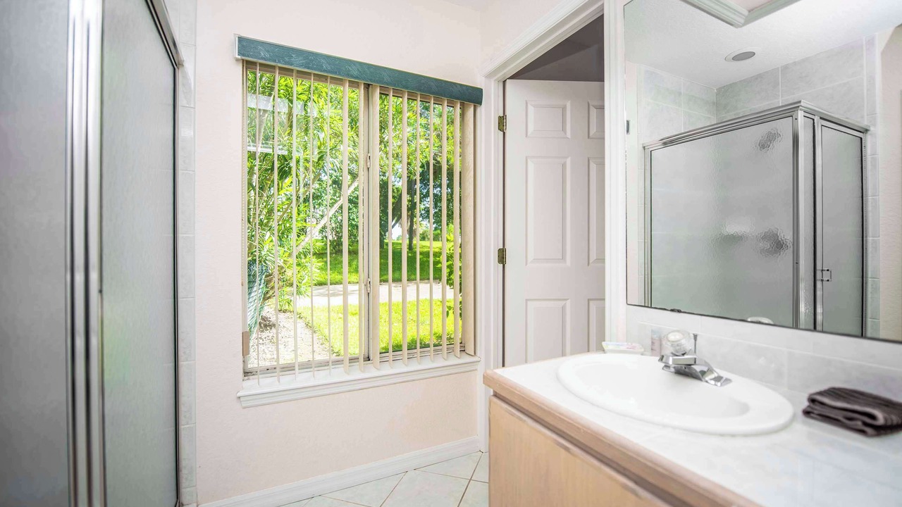 Photo of Bathroom in Groveland