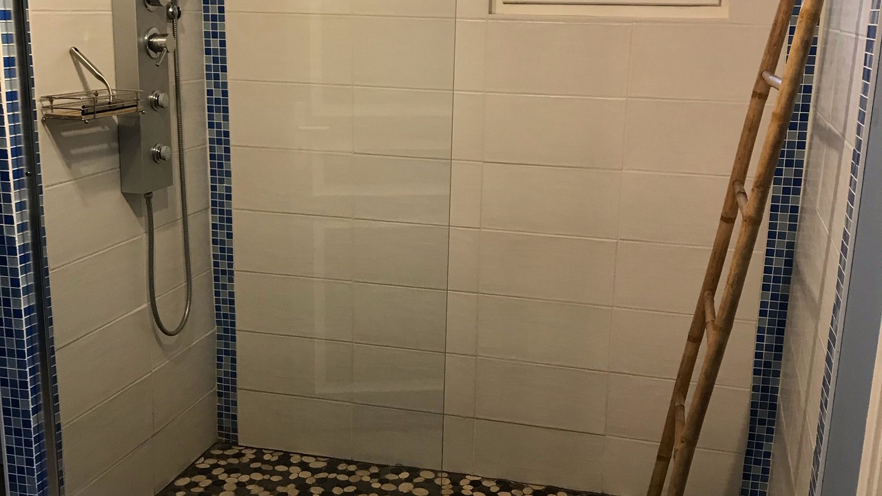 Photo of Bathroom in Guilmecourt