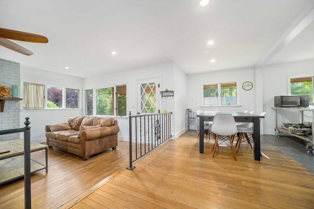 Photo of Others in Richmond