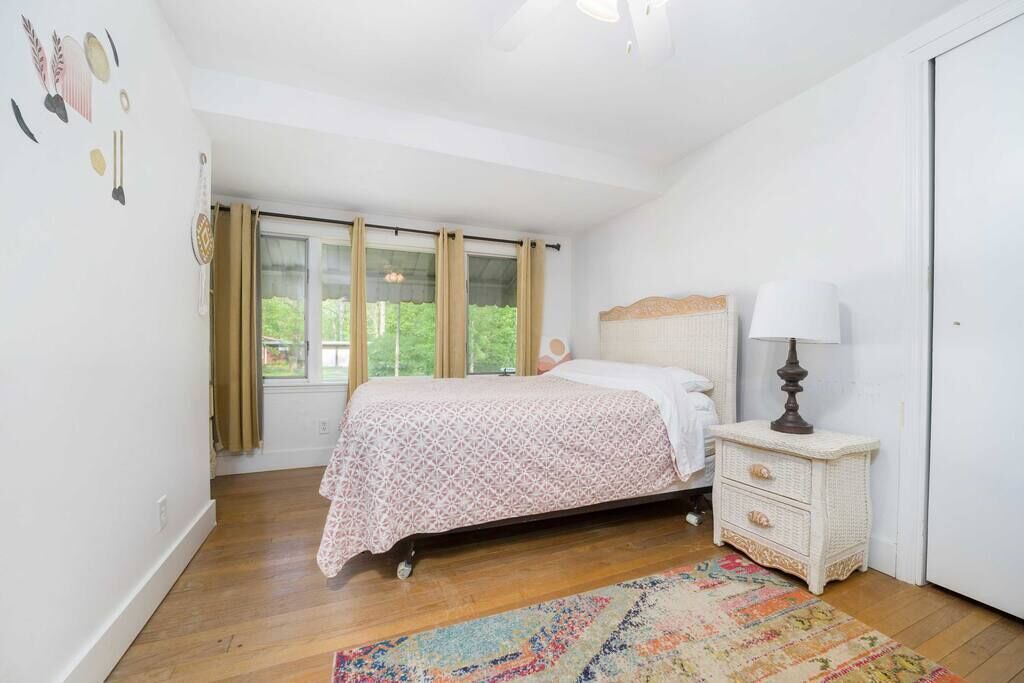 Photo of Others in Richmond