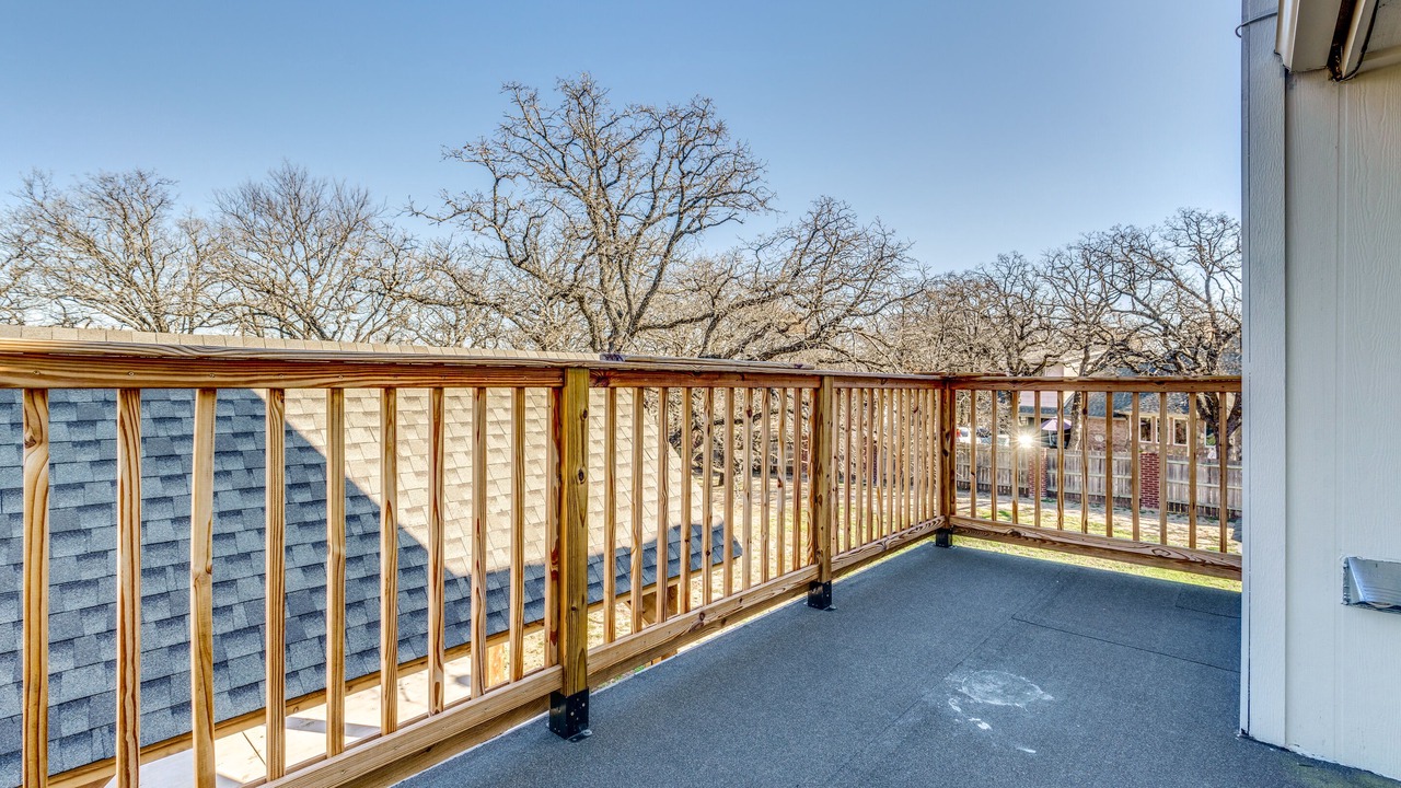 Photo of Patio Balcony in Southwest Arlington