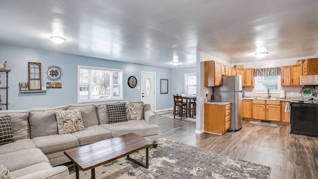 Photo of Livingroom in Northeast South Bend