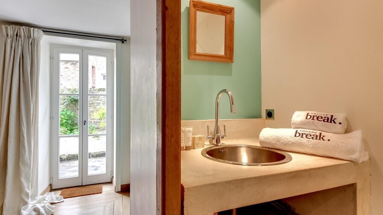 Photo of Bathroom in Saint-Briac-sur-Mer