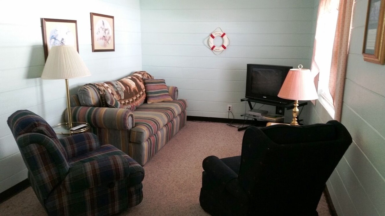 Photo of Livingroom in White Lake