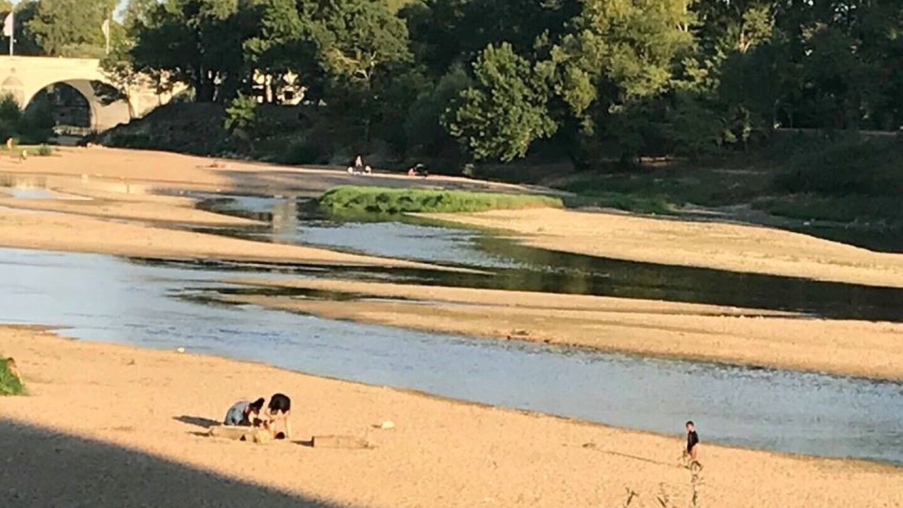 Photo of Others in Saint-Cyr-sur-Loire