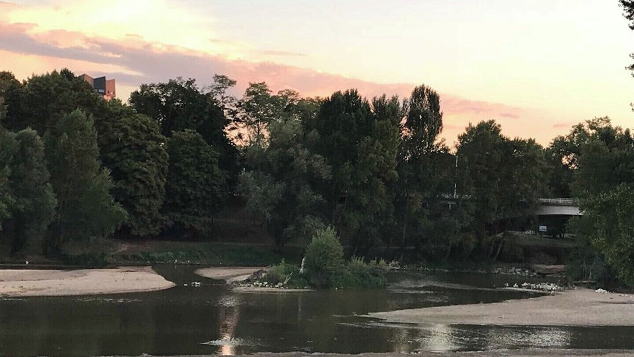 Photo of Others in Saint-Cyr-sur-Loire