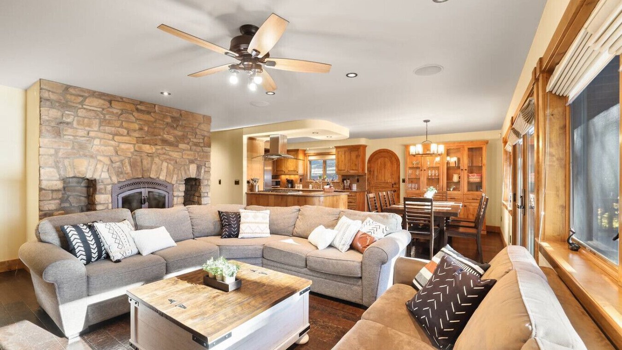 Photo of Livingroom in Zephyr Cove