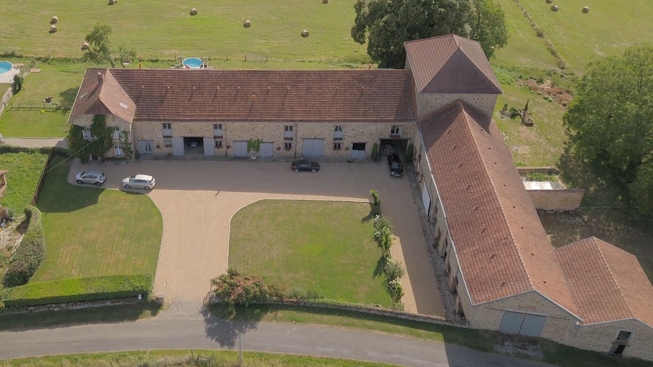 Photo of Outdoor in La Roche-l'Abeille