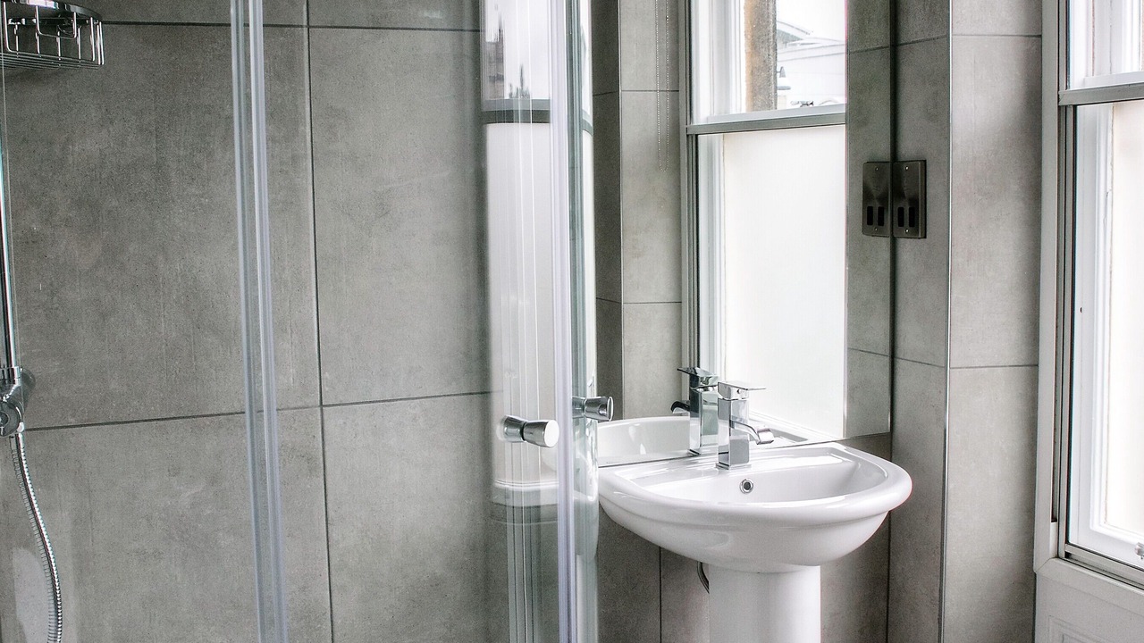 Photo of Bathroom in Harrogate City Centre