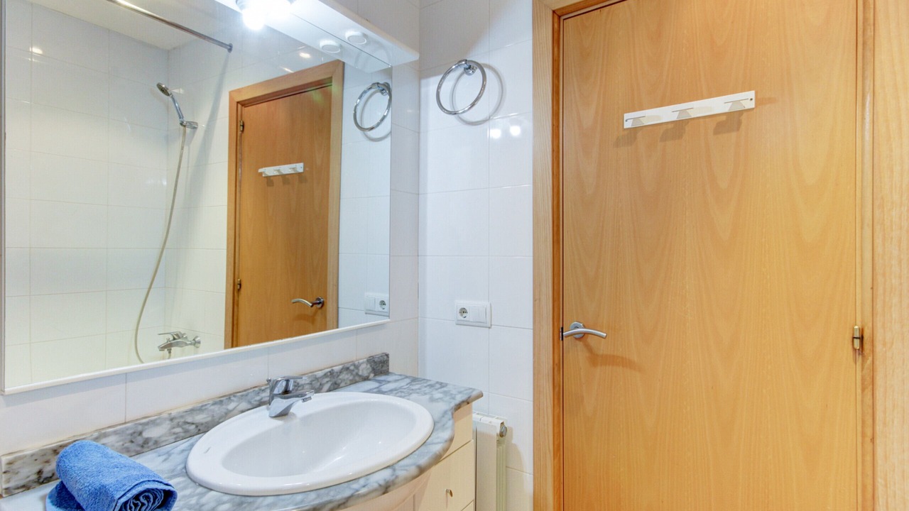 Photo of Bathroom in Roses Town Center