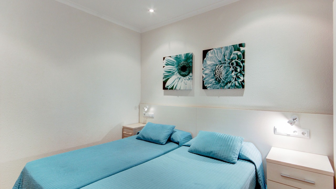 Photo of Bedroom in Roses Town Center