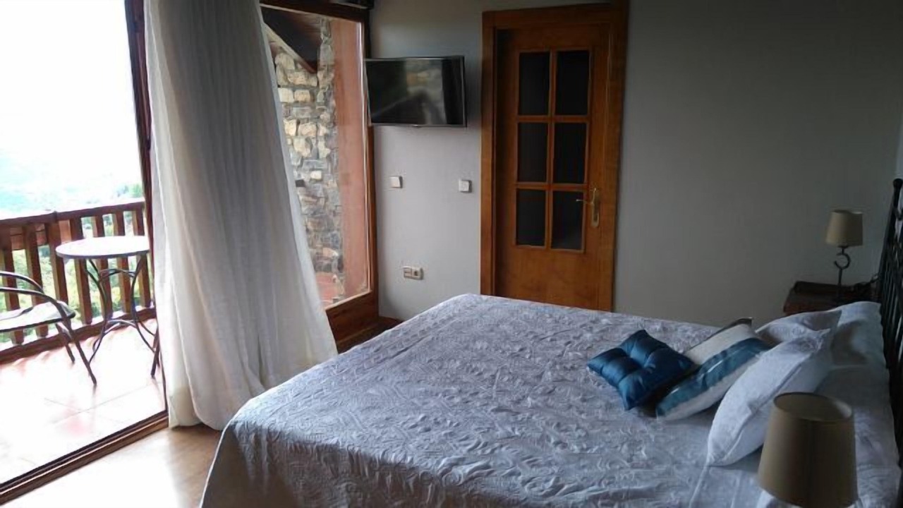 Photo of Bedroom in Erdo
