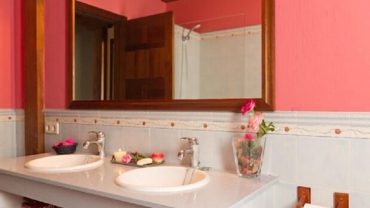 Photo of Bathroom in Ituero y Lama