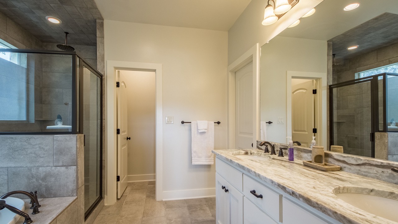 Photo of Bathroom in Pipe Creek