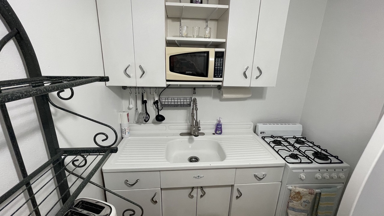 Photo of Kitchen in South Mission Beach