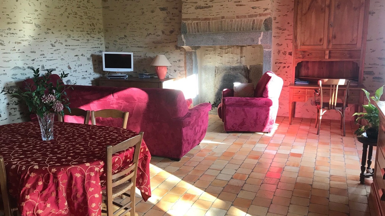 Photo of Others in Saint-Germain-de-Coulamer