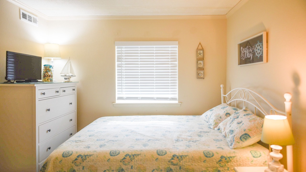 Photo of Bedroom in Midtown Ocean City
