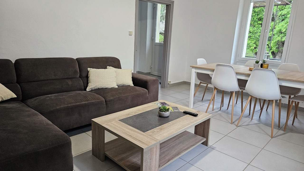 Photo of Livingroom in Grillon