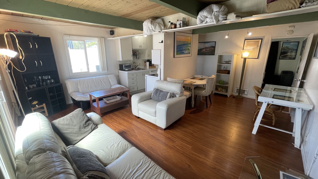 Photo of Livingroom in Pacific Beach