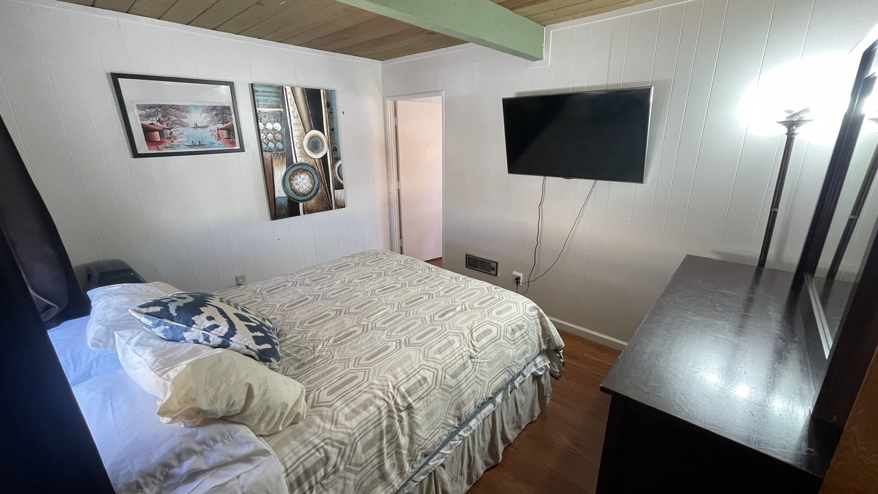 Photo of Bedroom in Pacific Beach